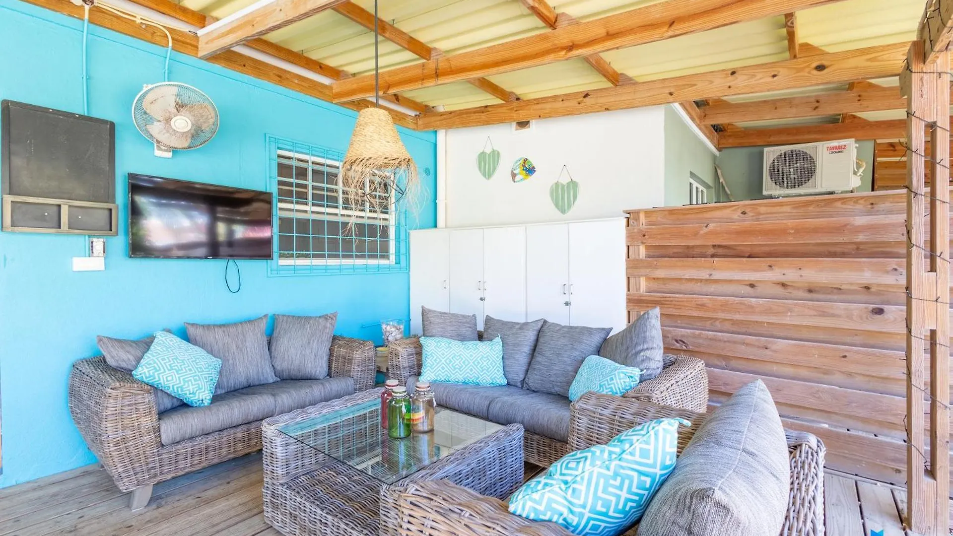 Caribbean Vibes / 2 Bedroom House With Big Terrace Kralendijk